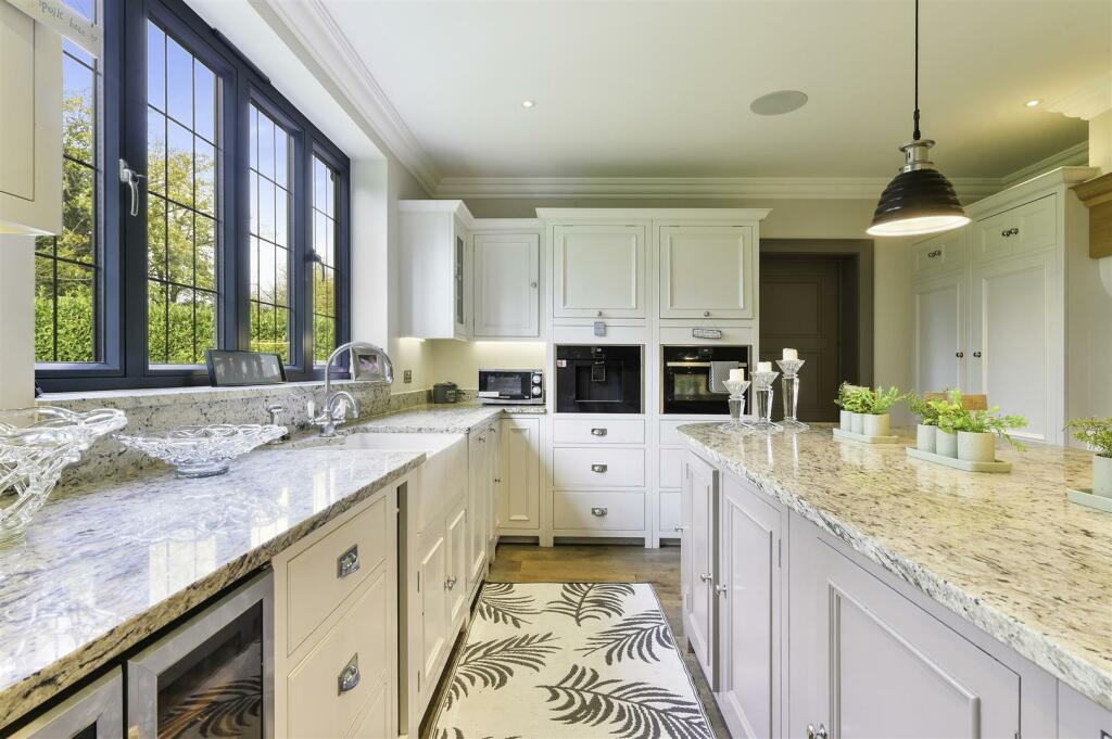 Additional image 9 of Woodcote Park Avenue, Purley