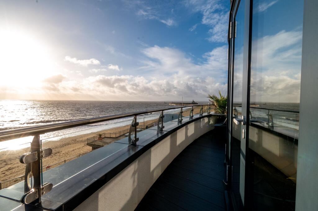 Additional image 32 of Beach Drive, Sea View, CT11