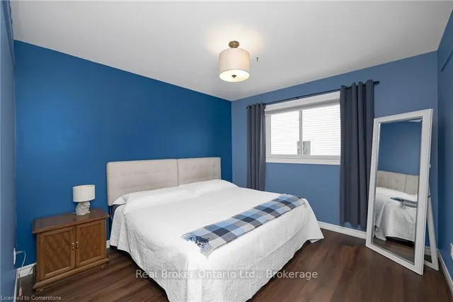 Additional image 12 of 533 Hayward Cres