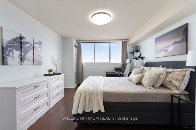 Additional image 10 of 3700 Kaneff Cres Unit 1408