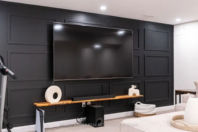 Additional image 25 of 35 Midhurst Hts Unit 22