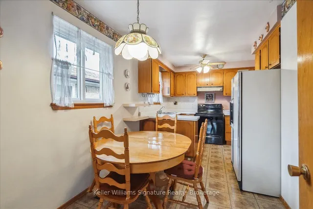 Additional image 8 of 3302 Victory Cres