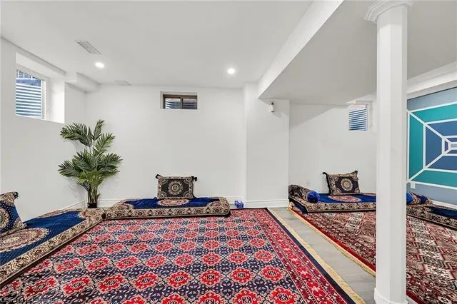 Additional image 44 of 328 Bedrock Dr