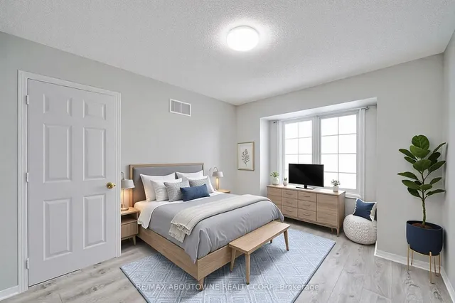 Additional image 23 of 556 Delphine Dr