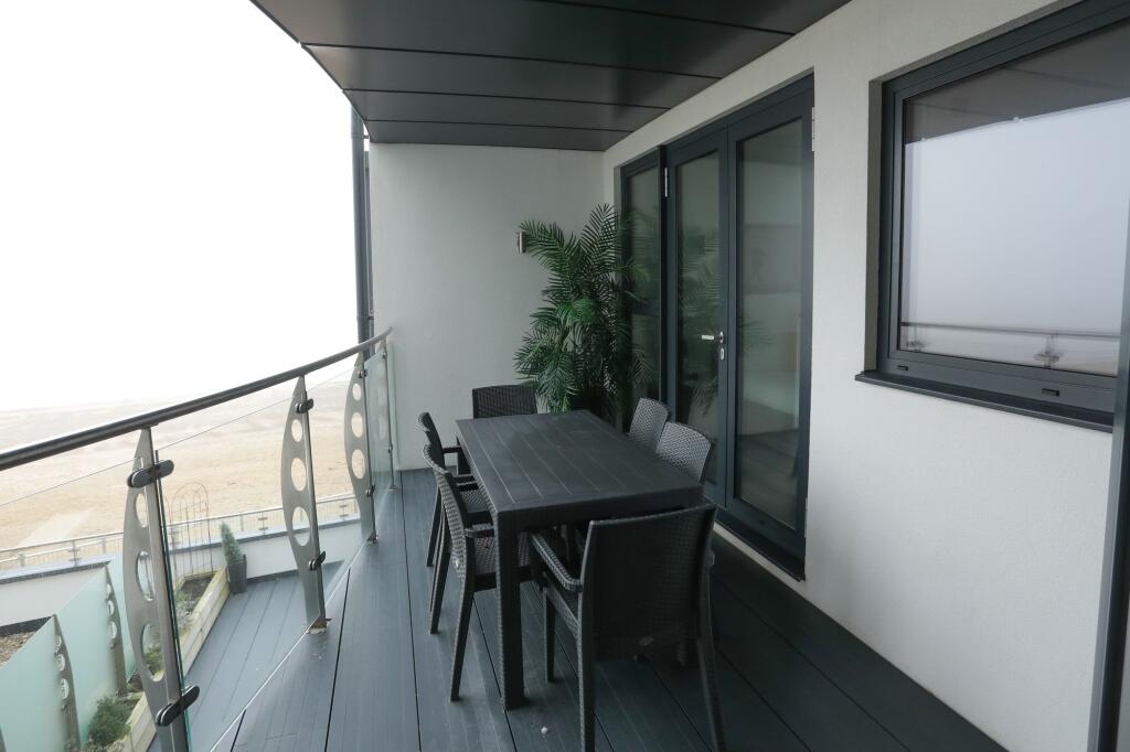 Additional image 20 of Beach Drive, Sea View, CT11