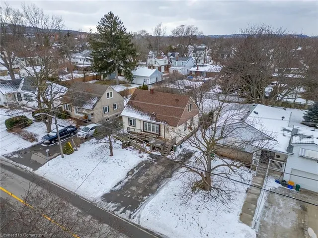 Additional image 44 of 59 Mountain Ave