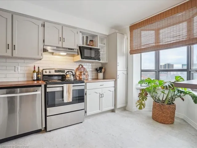 Additional image 11 of 432 Main St Unit 504