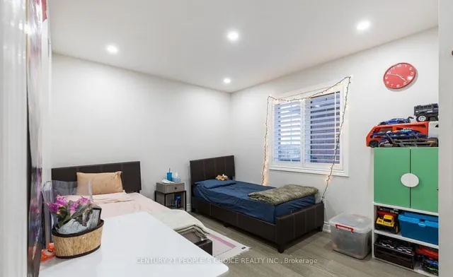 Additional image 15 of 6993 Amour Terr