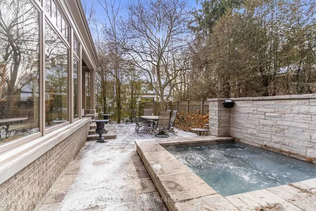 Additional image 37 of 56 Cameo St