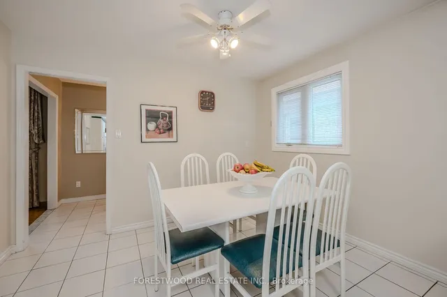 Additional image 12 of 924 Lovingston Cres