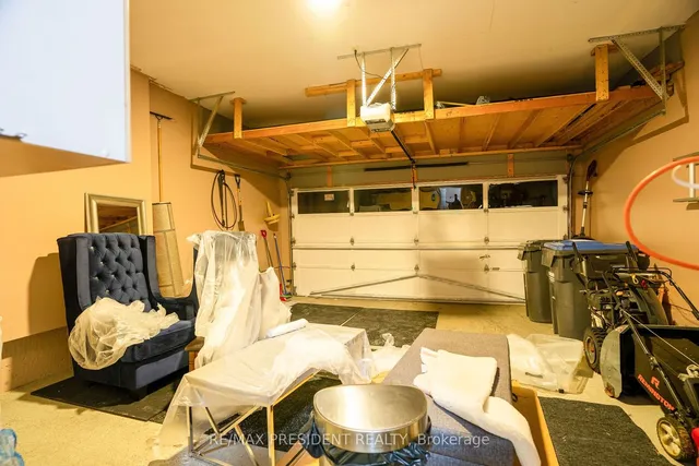 Additional image 36 of 16 Pinedale Ave