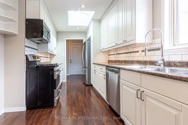 Additional image 10 of 3468 Galena Cres