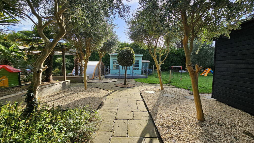 Additional image 46 of Marine Drive, Broadstairs, CT10 3LU