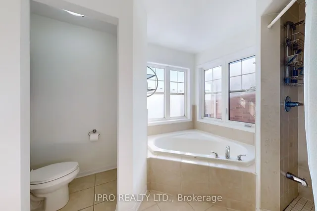 Additional image 27 of 730 Bolingbroke Dr