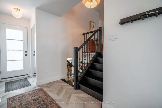 Additional image 5 of 104 DARLINGTON Dr