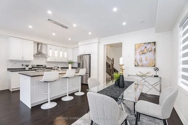 Additional image 15 of 483 Manhattan Common