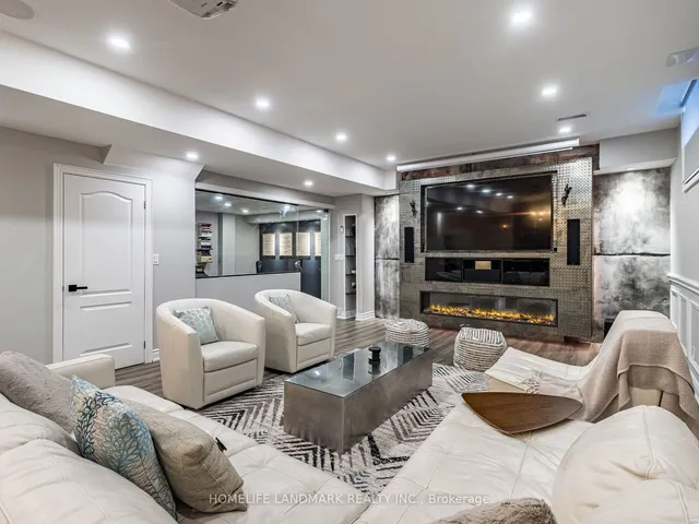 Additional image 39 of 3183 Daniel Way