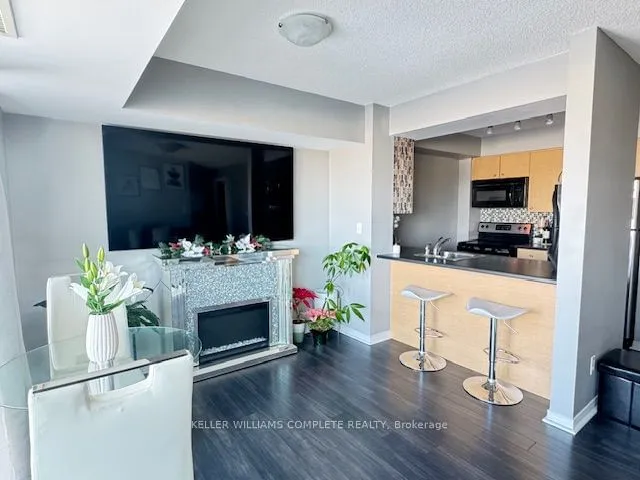 Additional image 6 of 215 Queen St Unit 711