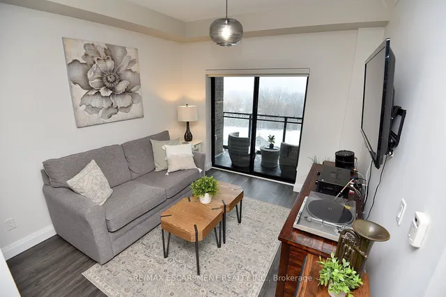 Additional image 7 of 30 Hamilton St Unit 605