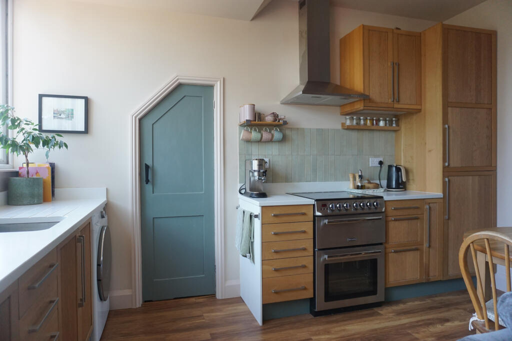 Additional image 4 of Plough Lane, Purley, CR8