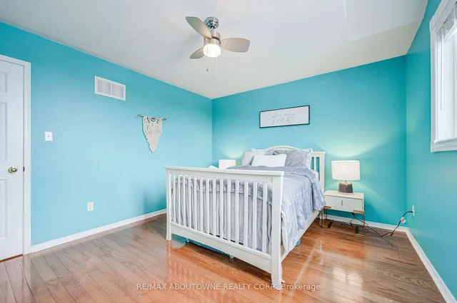 Additional image 32 of 2116 Newell Cres