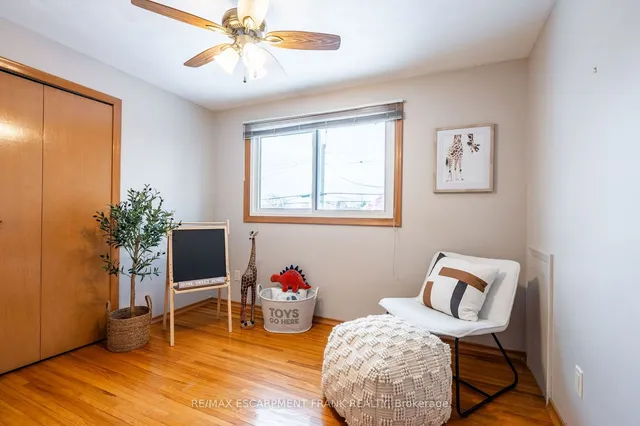 Additional image 24 of 83 Mountbatten Dr