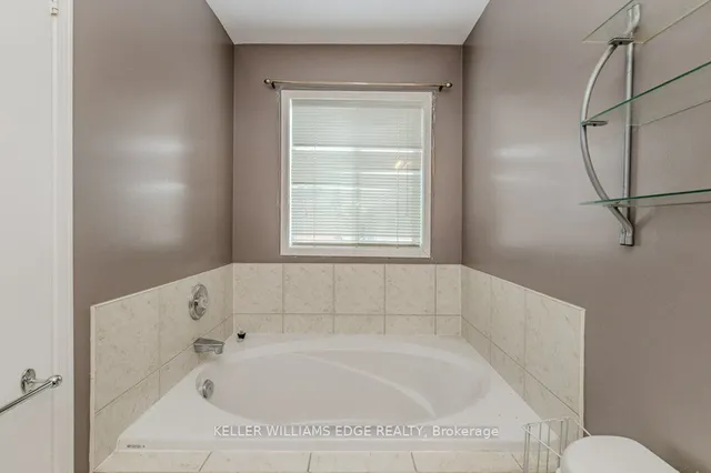 Additional image 22 of 11 Baha Cres