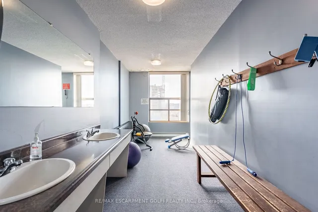 Additional image 31 of 75 Queen St Unit 1804