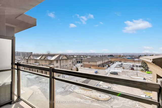 Additional image 23 of 35 SOUTHSHORE Cres Unit 421