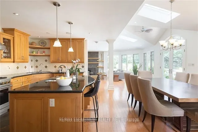 Additional image 8 of 247 Colchester Dr