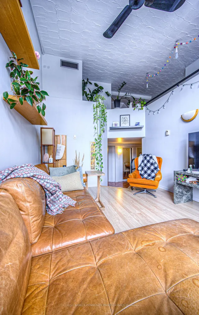 Additional image 22 of 50 Main St Unit 314