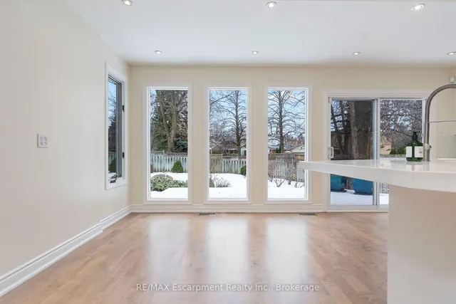 Additional image 10 of 501 CHAMBERLAIN Lane