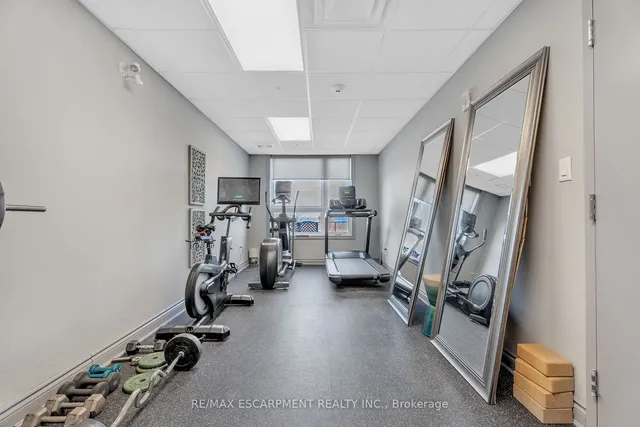 Additional image 24 of 35 SOUTHSHORE Cres Unit 421