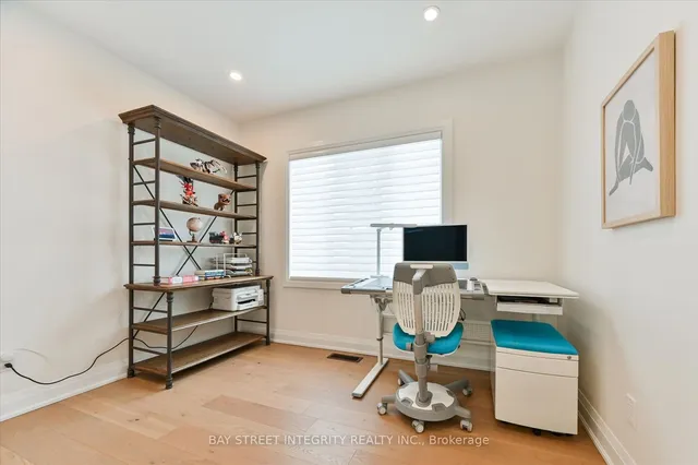 Additional image 8 of 1306 Amber Cres