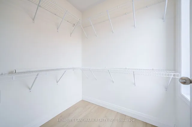 Additional image 30 of 2488 Post Rd Unit 2