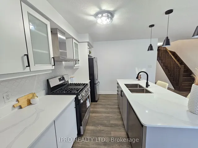 Additional image 14 of 128 Crafter Cres