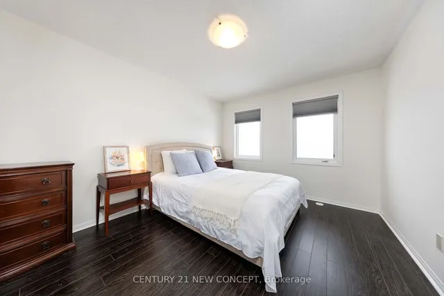 Additional image 19 of 890 Brassard Circ