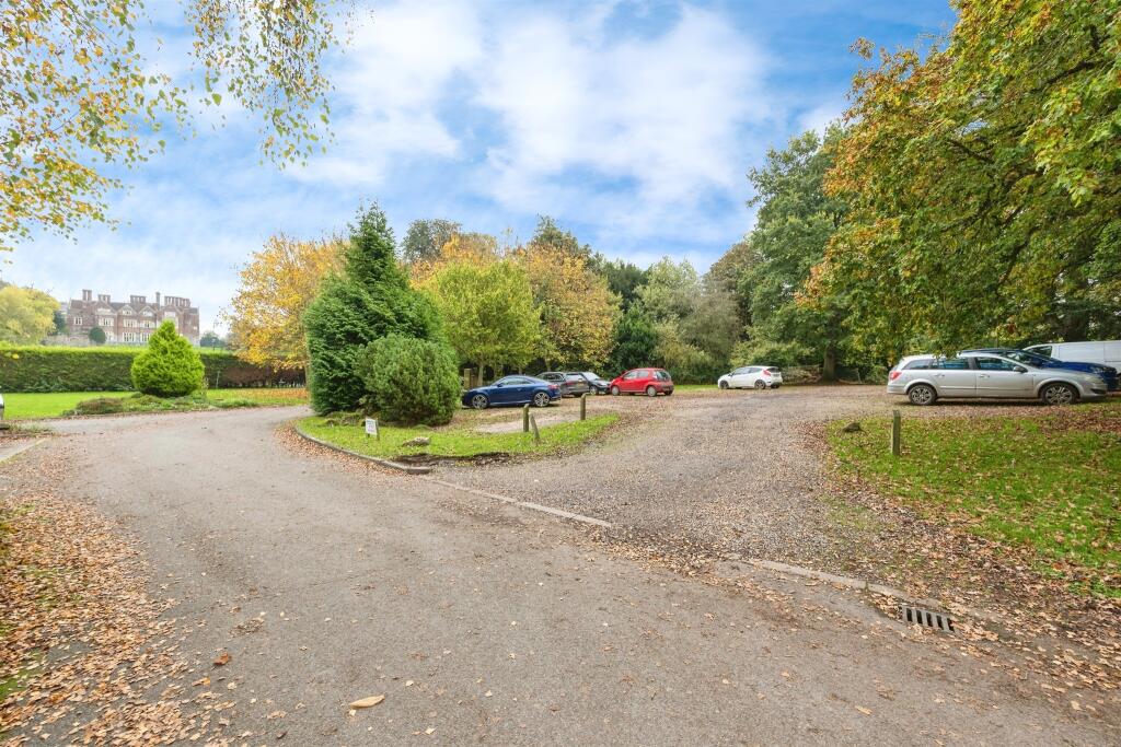 Additional image 18 of Sandwich Road, Dover