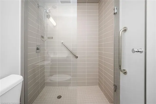 Additional image 16 of 2087 Fairview Street St Unit 1805