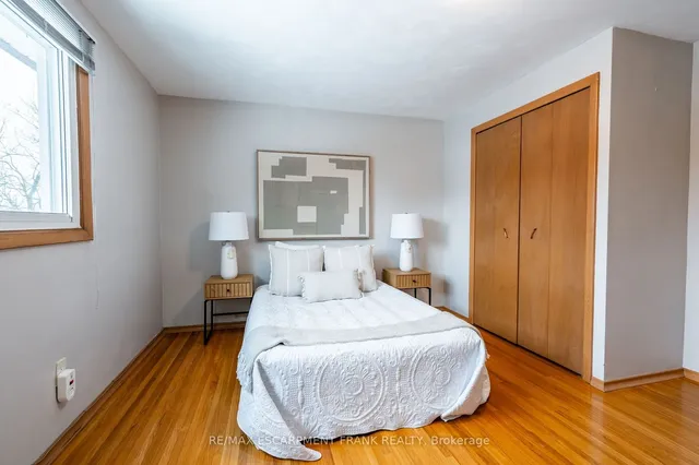 Additional image 29 of 83 Mountbatten Dr