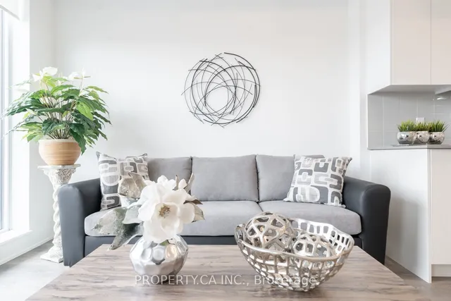 Additional image 12 of 2485 Taunton Rd Unit 427