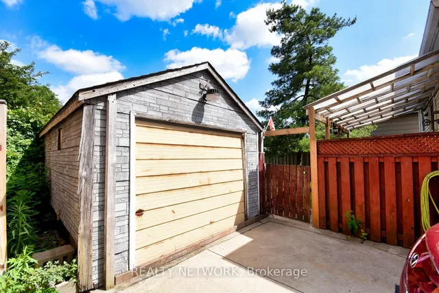 Additional image 24 of 17 Craigroyston Rd