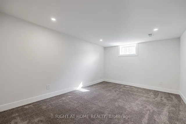 Additional image 24 of 690 Hillman Cres