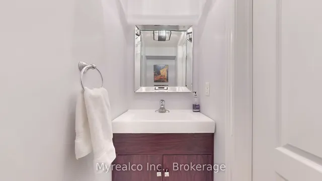 Additional image 16 of 33 Windflower Rd