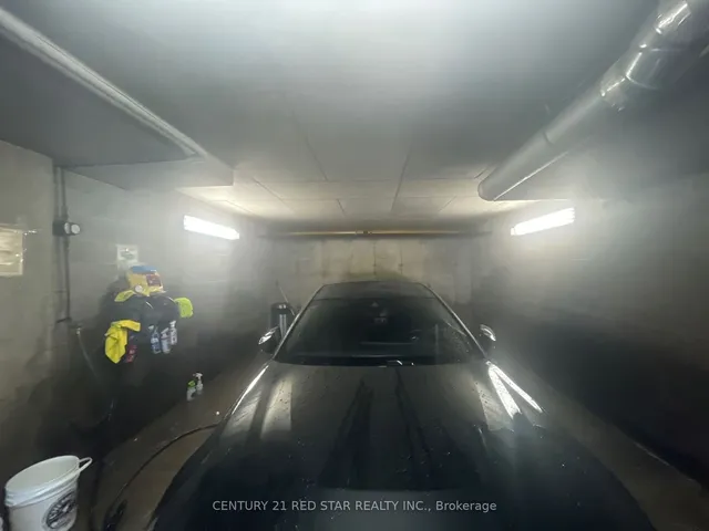 Primary image of 1370 MAIN St Unit 204