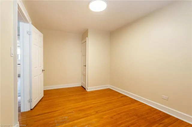 Additional image 9 of 230 Julian Ave