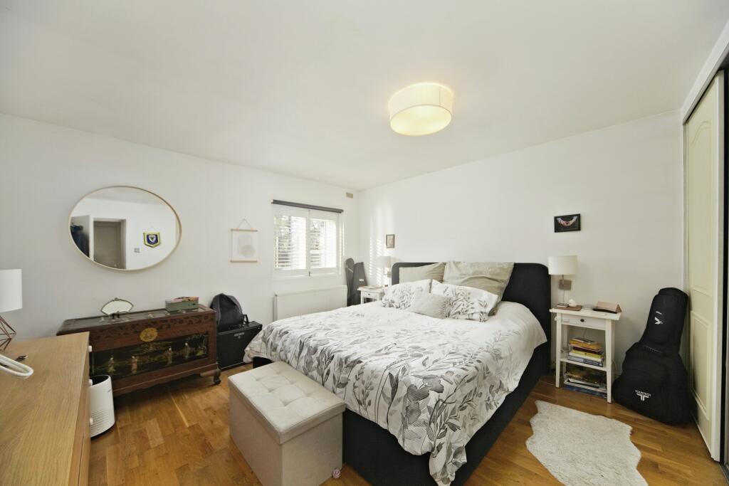 Additional image 7 of 230 Norbury Avenue, Thornton Heath, CR7