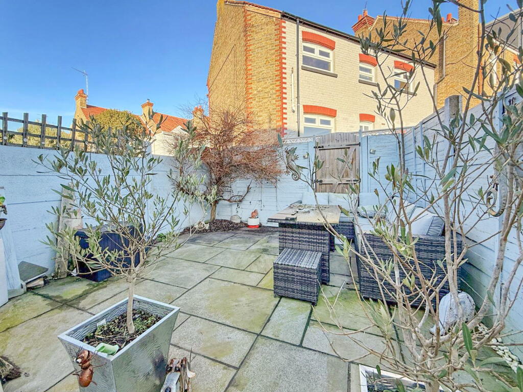 Additional image 8 of St. Lukes Avenue, Ramsgate, CT11 7JZ