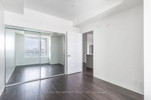 Additional image 19 of 1105 Leger Way Unit 211