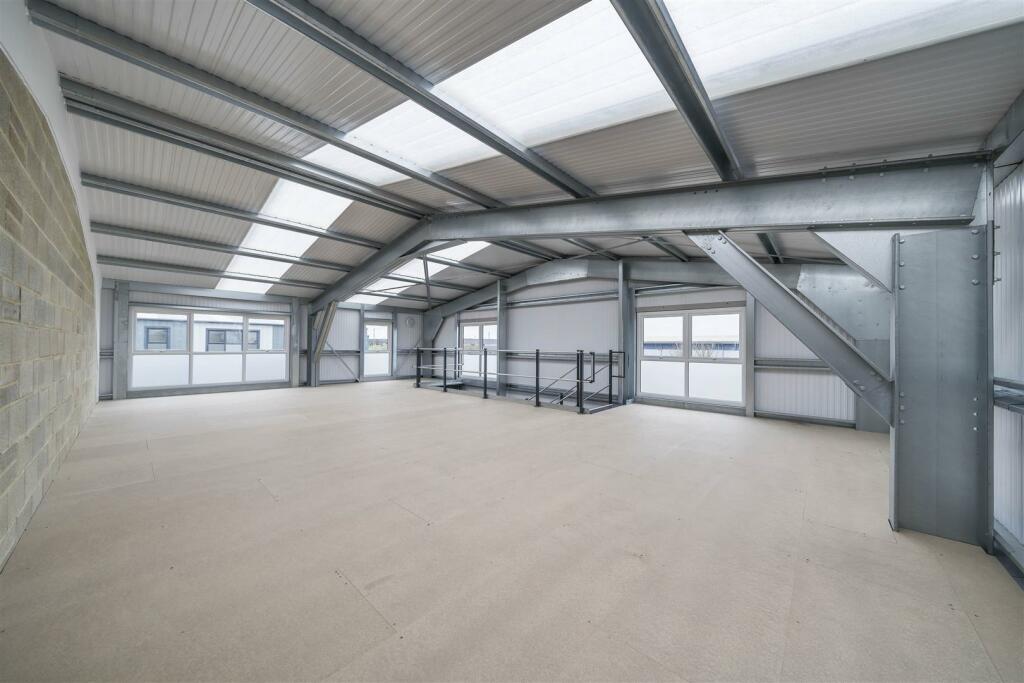 Additional image 3 of 81 The Laurels Business Park, Manston